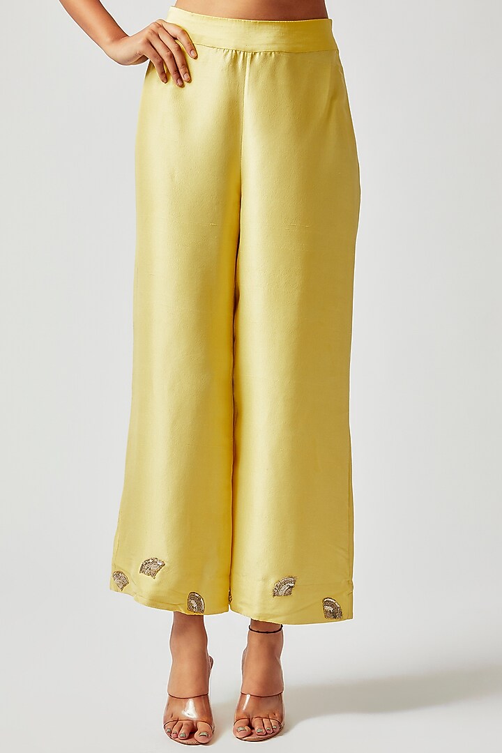 Yellow Dupion Embroidered Kurta Set by Minaxi Dadoo at Pernia's Pop Up Shop