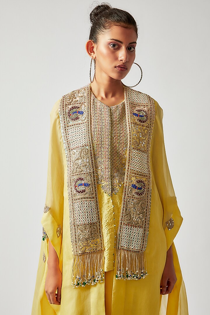 Yellow Dupion Embroidered Kurta Set by Minaxi Dadoo at Pernia's Pop Up Shop