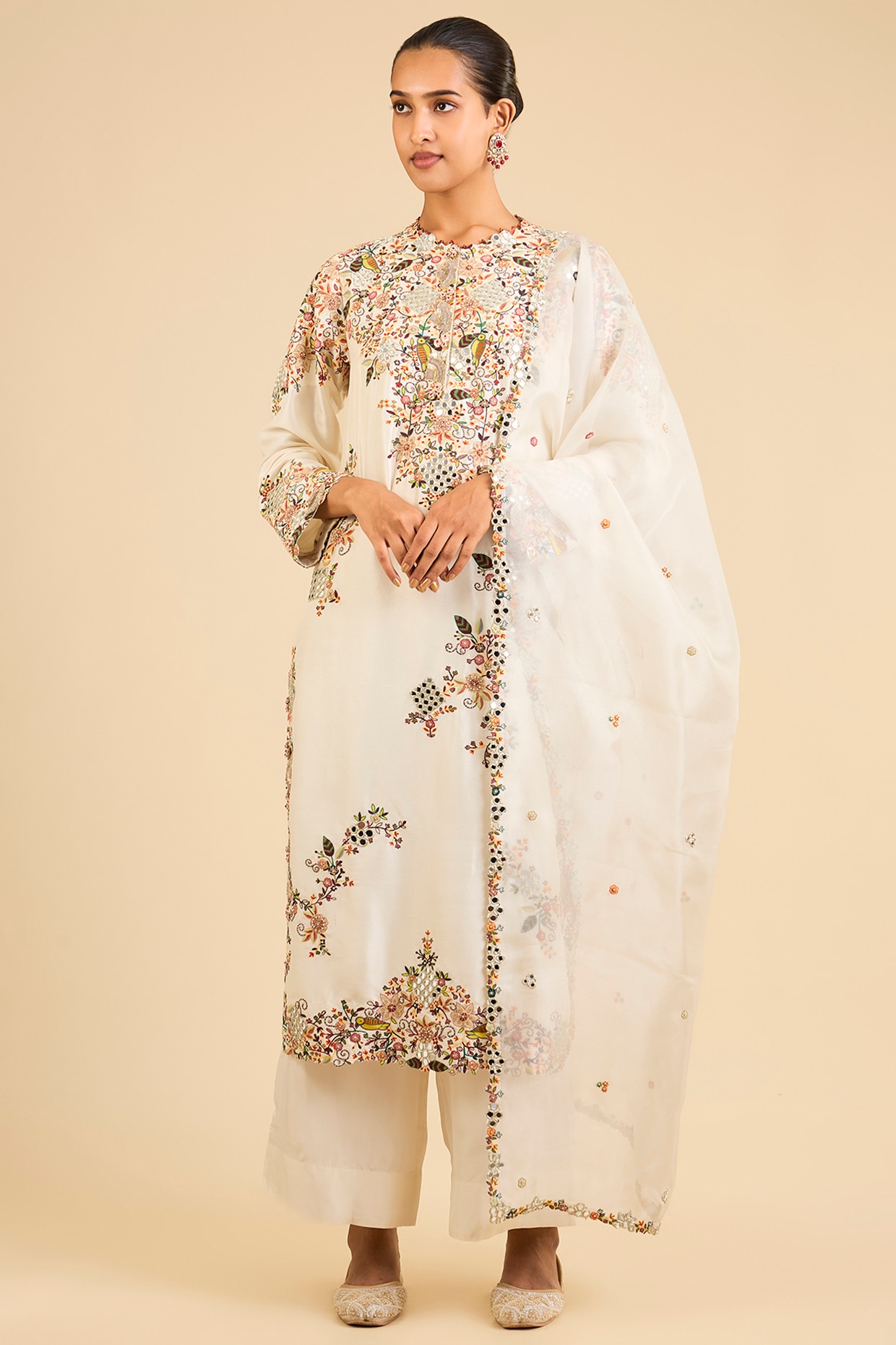 Minaxi Dadoo Ivory Dupion Embroidered Straight Kurta Set