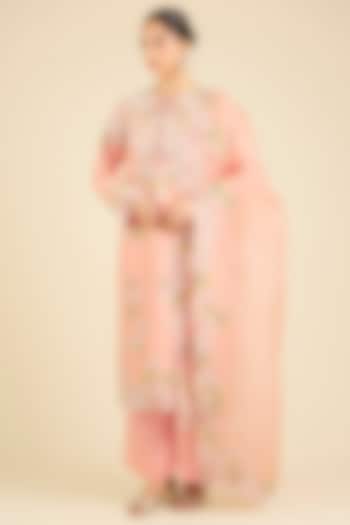 Peach Dupion Thread Embroidered Kurta Set by Minaxi Dadoo at Pernia's Pop Up Shop