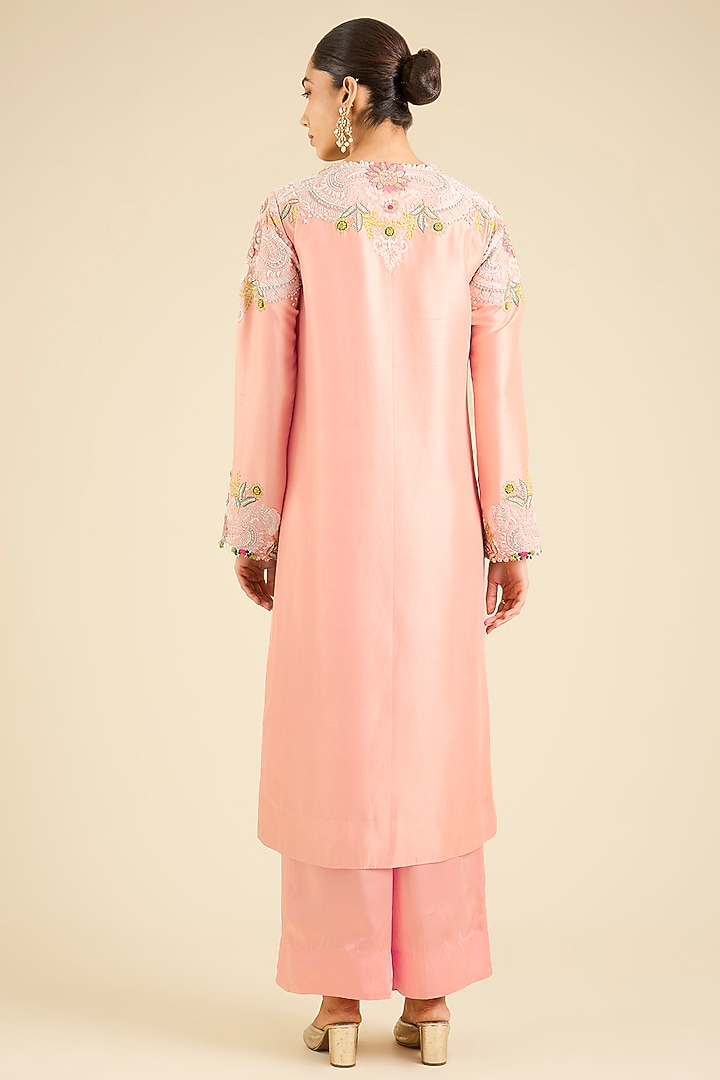 Peach Dupion Thread Embroidered Kurta Set by Minaxi Dadoo at Pernia's Pop Up Shop