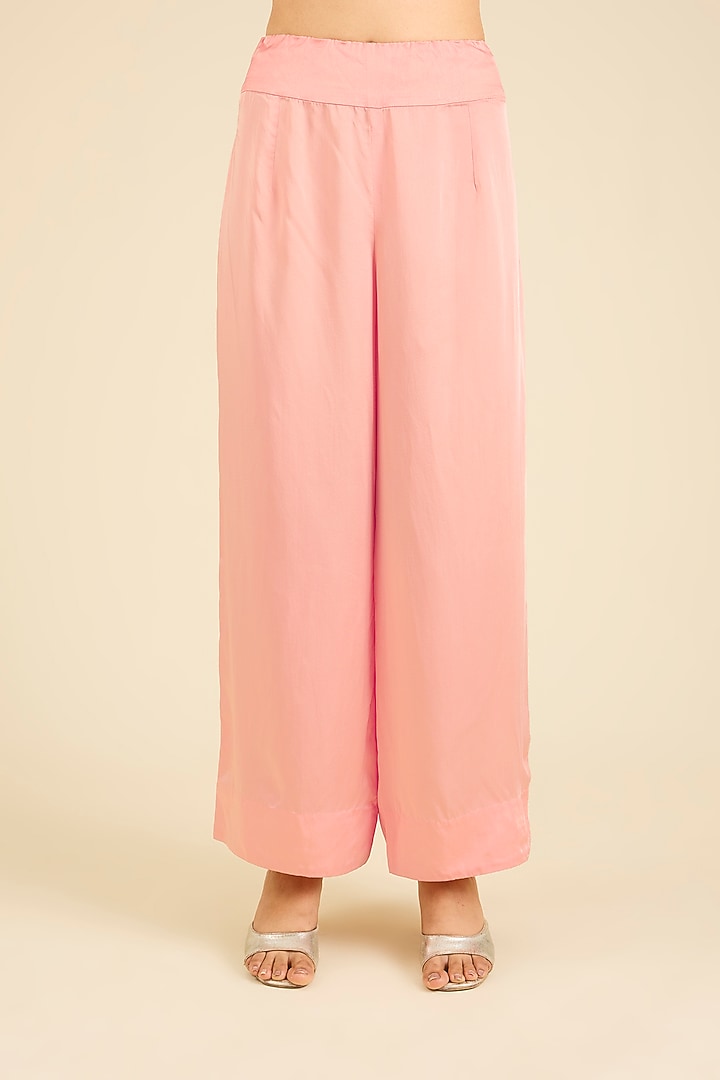Peach Dupion Thread Embroidered Kurta Set by Minaxi Dadoo at Pernia's Pop Up Shop