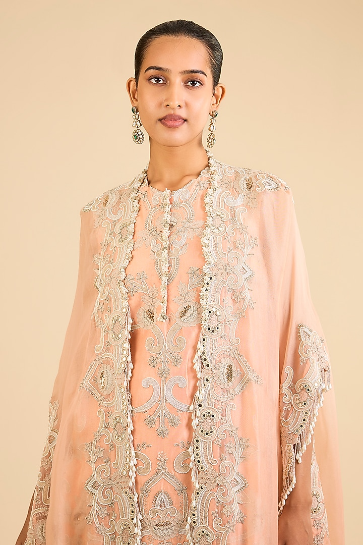 Peach Dupion Embroidered Short Kurta Set by Minaxi Dadoo at Pernia's Pop Up Shop