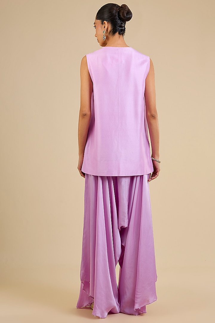 Lavender Dupion Embroidered Short Kurta Set by Minaxi Dadoo at Pernia's Pop Up Shop