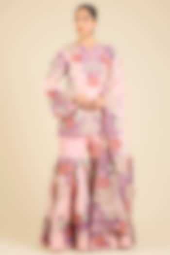 Pink Silk Embroidered Kurta Set by Minaxi Dadoo at Pernia's Pop Up Shop