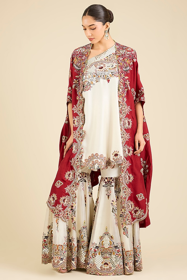 Maroon Dupion Silk Thread Embroidered Cape Set by Minaxi Dadoo at Pernia's Pop Up Shop