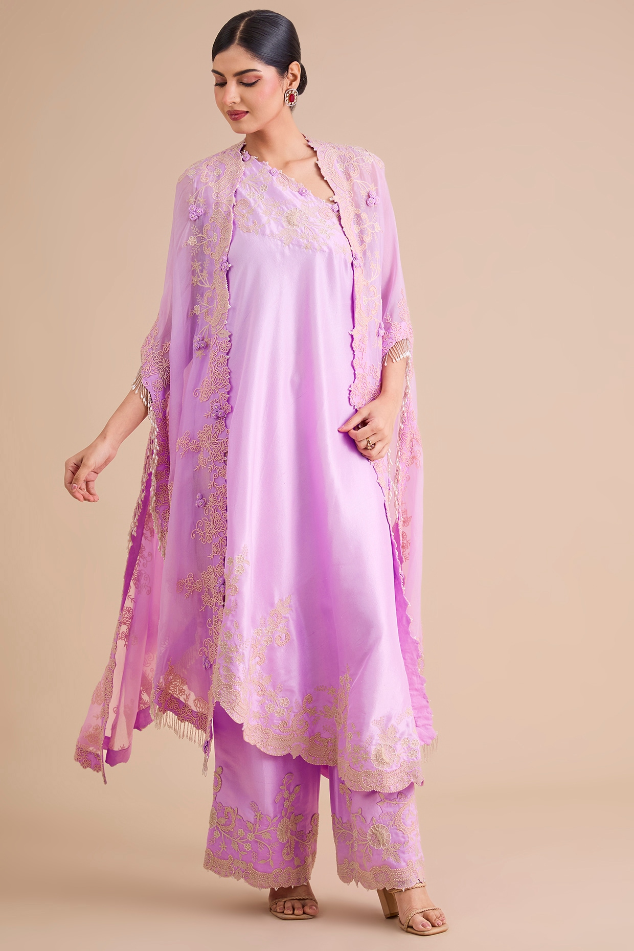 Minaxi Dadoo Lavender Silk Embroidered Cape Set