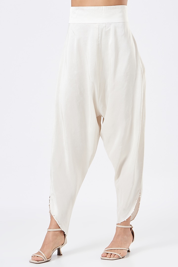 Ivory Dupion Cape Set by Minaxi Dadoo at Pernia's Pop Up Shop