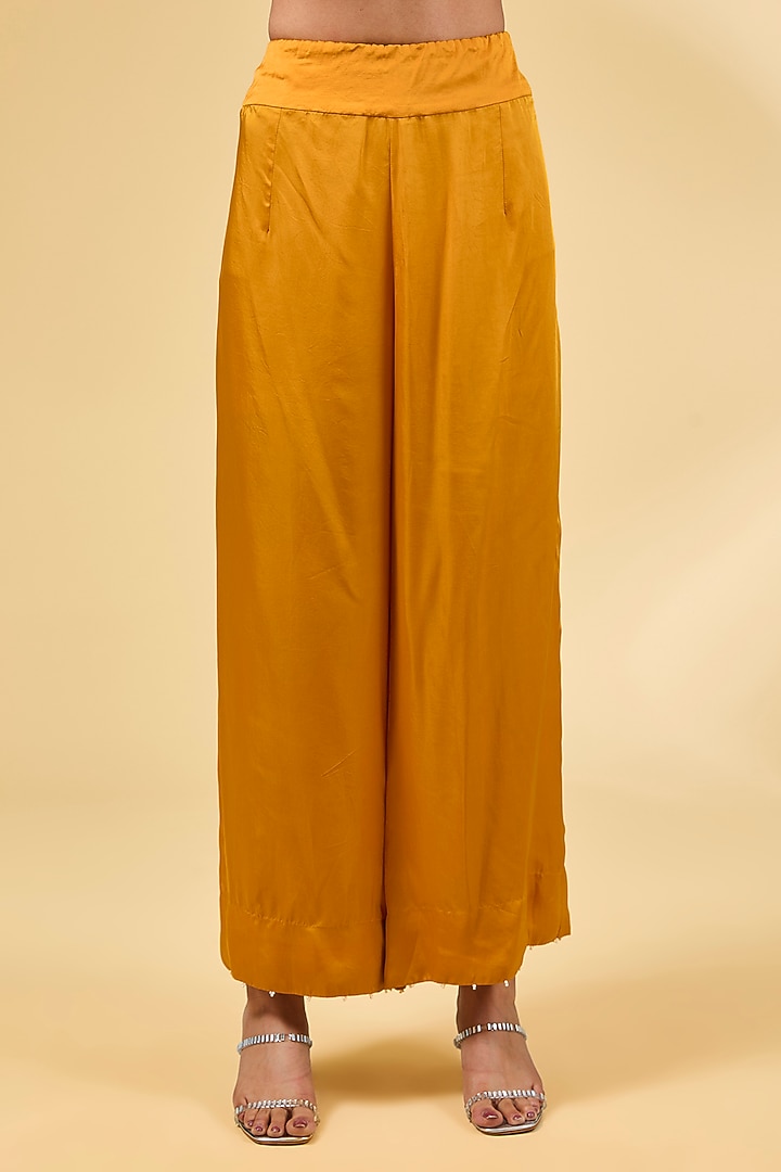 Mango Yellow Dupion Silk Dori Work Kurta Set by Minaxi Dadoo at Pernia's Pop Up Shop