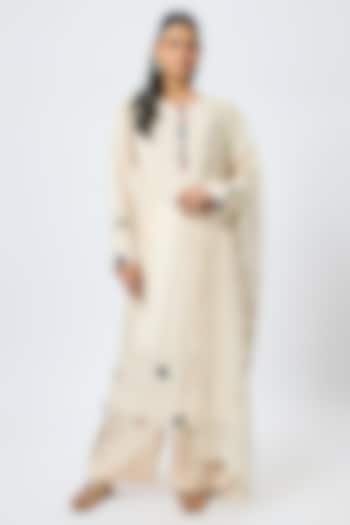 Beige China Dupion Kurta Set by Minaxi Dadoo at Pernia's Pop Up Shop