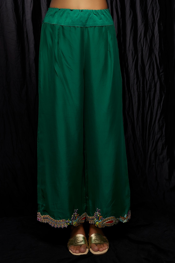 Green Dupion Embroidered Kurta Set by Minaxi Dadoo at Pernia's Pop Up Shop