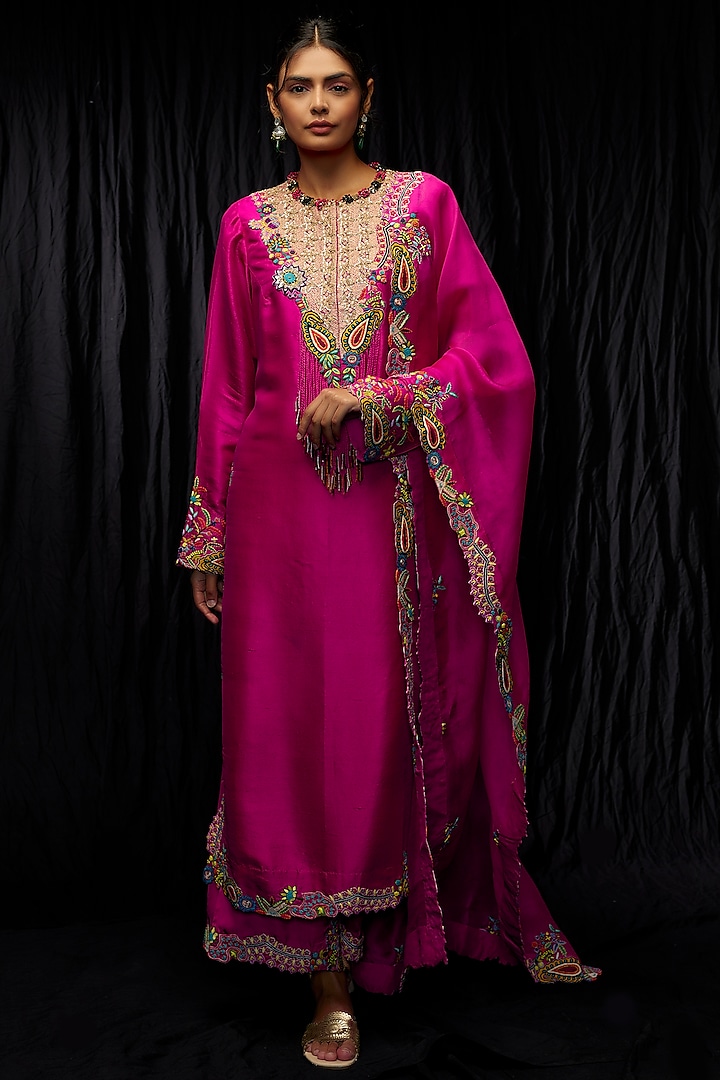 Rani Pink Dupion Embroidered Kurta Set by Minaxi Dadoo at Pernia's Pop Up Shop