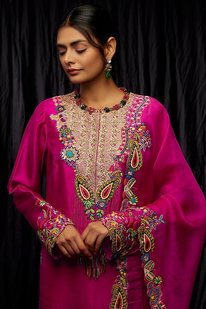 Rani Pink Dupion Embroidered Kurta Set by Minaxi Dadoo at Pernia's Pop Up Shop