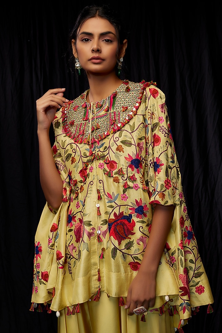 Yellow Dupion Embroidered Cape Set by Minaxi Dadoo at Pernia's Pop Up Shop
