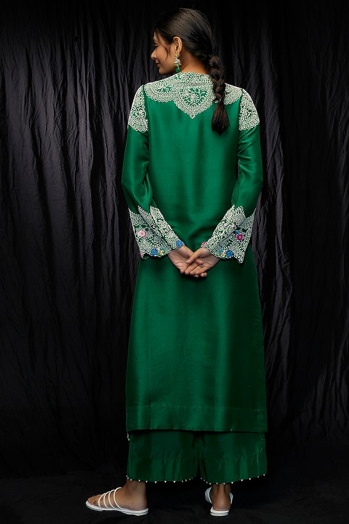 Green Dupion Embroidered Kurta Set by Minaxi Dadoo at Pernia's Pop Up Shop