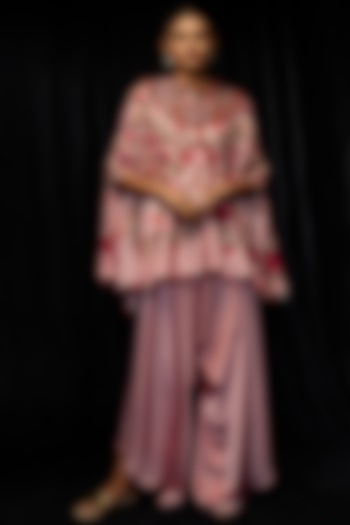 Pink Dupion Embroidered Cape Set by Minaxi Dadoo at Pernia's Pop Up Shop