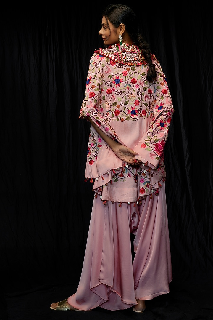 Pink Dupion Embroidered Cape Set by Minaxi Dadoo at Pernia's Pop Up Shop