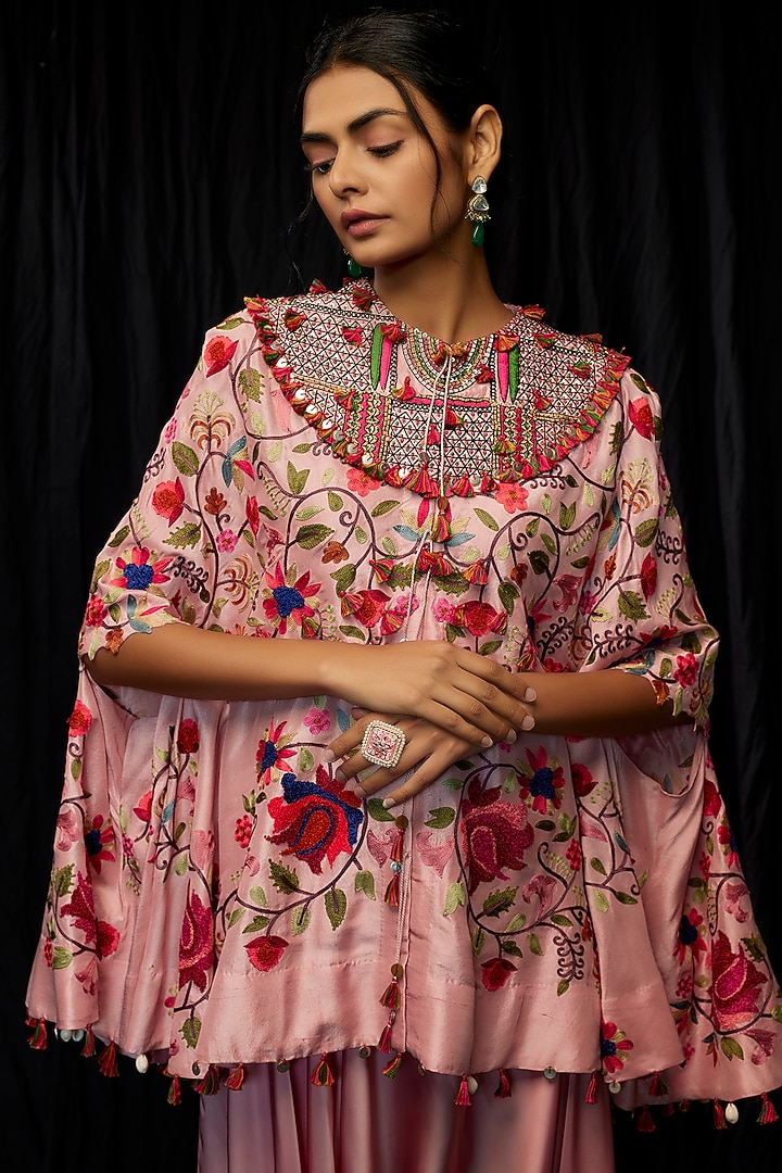 Pink Dupion Embroidered Cape Set by Minaxi Dadoo at Pernia's Pop Up Shop
