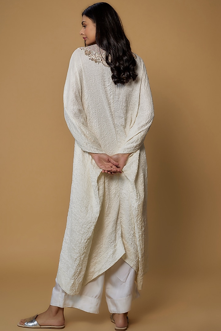 Ivory Dupion Embroidered Crushed Kaftan Set by Minaxi Dadoo at Pernia's Pop Up Shop