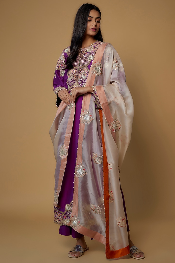 Purple Dupion Embroidered Kurta Set by Minaxi Dadoo at Pernia's Pop Up Shop