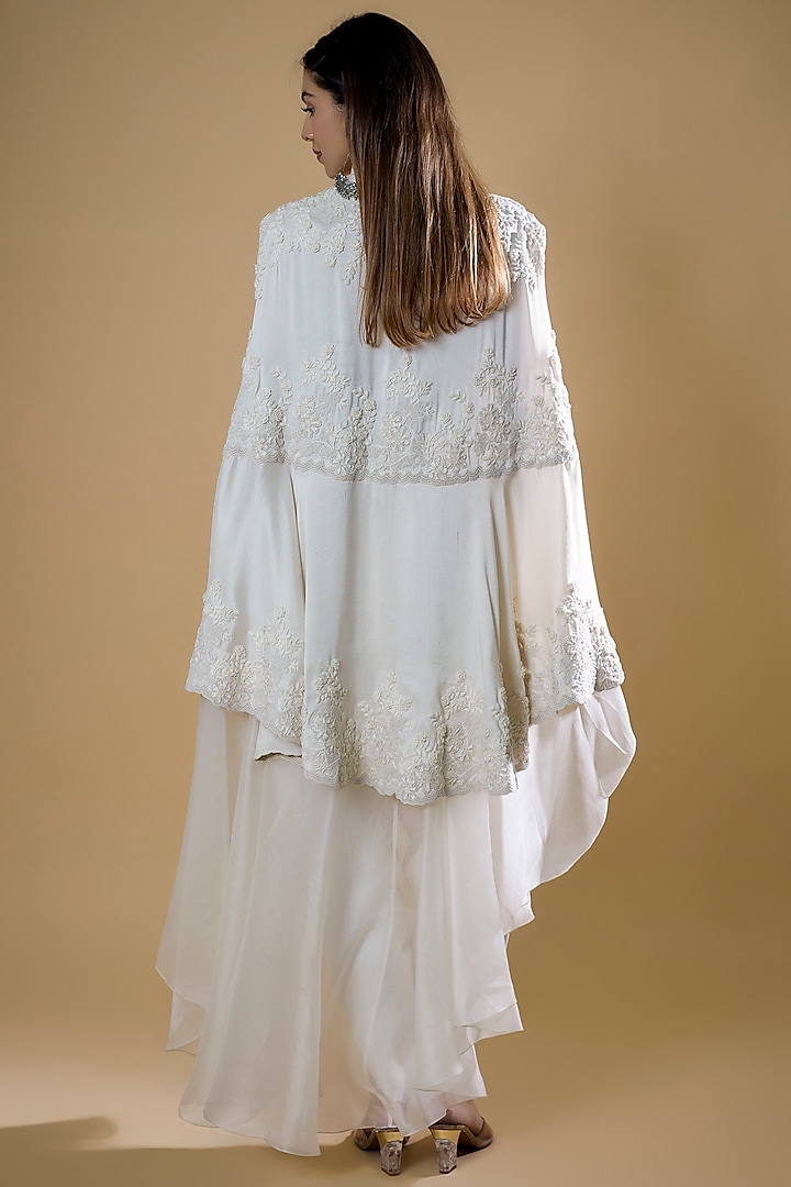 Ivory Dupion Embroidered Cape Set by Minaxi Dadoo at Pernia's Pop Up Shop