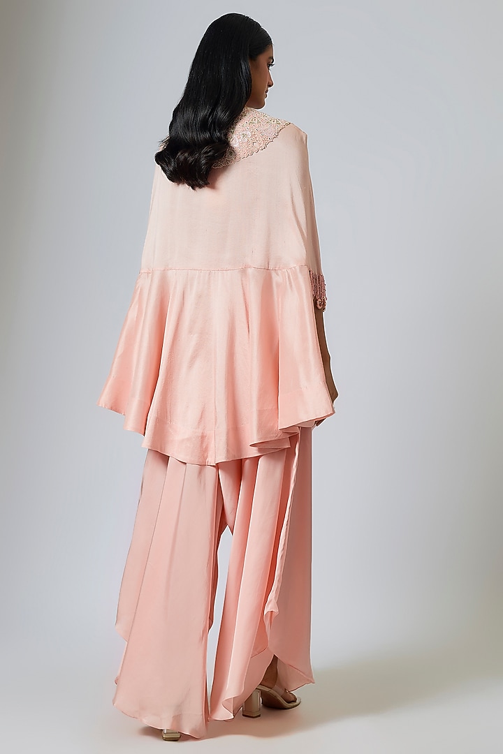Pink Dupion Silk Mirror Work Ariya Cape Set by Minaxi Dadoo at Pernia's Pop Up Shop