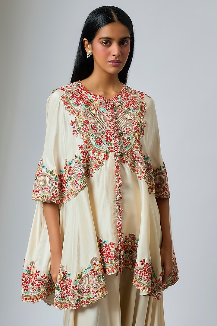 Ivory Dupion Silk Mirror Work Ariya Cape Set by Minaxi Dadoo at Pernia's Pop Up Shop