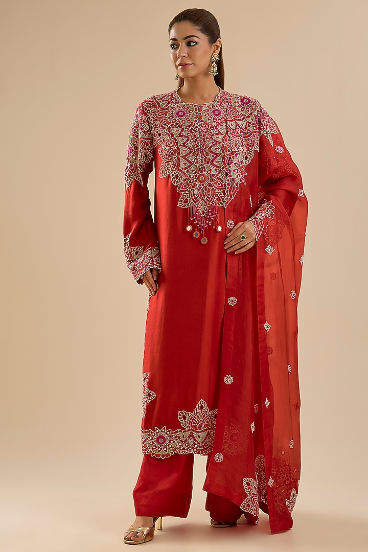 Red Habutai Silk Kurta Set by Minaxi Dadoo at Pernia's Pop Up Shop