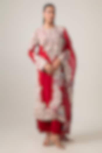 Red Dupion Embroidered Straight Kurta Set by Minaxi Dadoo at Pernia's Pop Up Shop
