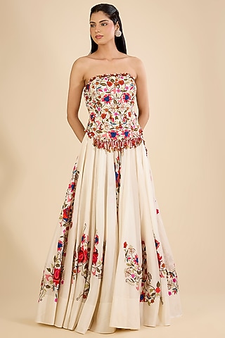 Ivory Chanderi Embroidered Skirt Set by Minaxi Dadoo