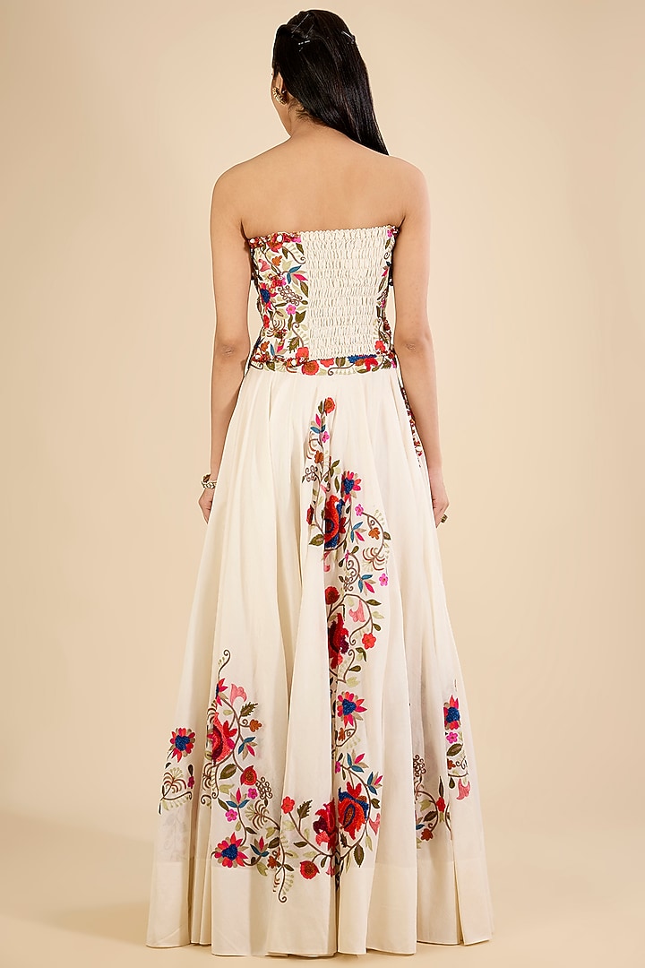 Ivory Chanderi Embroidered Skirt Set by Minaxi Dadoo at Pernia's Pop Up Shop