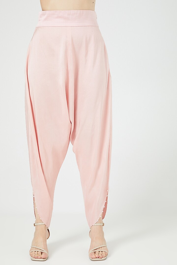 Pink Embroidered Cape Set by Minaxi Dadoo at Pernia's Pop Up Shop