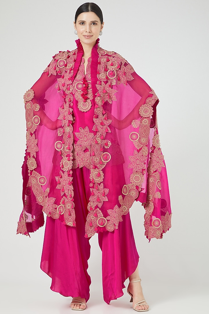 Rani Pink Organza Embroidered Cape Set by Minaxi Dadoo at Pernia's Pop Up Shop