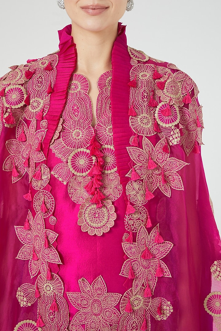 Rani Pink Organza Embroidered Cape Set by Minaxi Dadoo at Pernia's Pop Up Shop