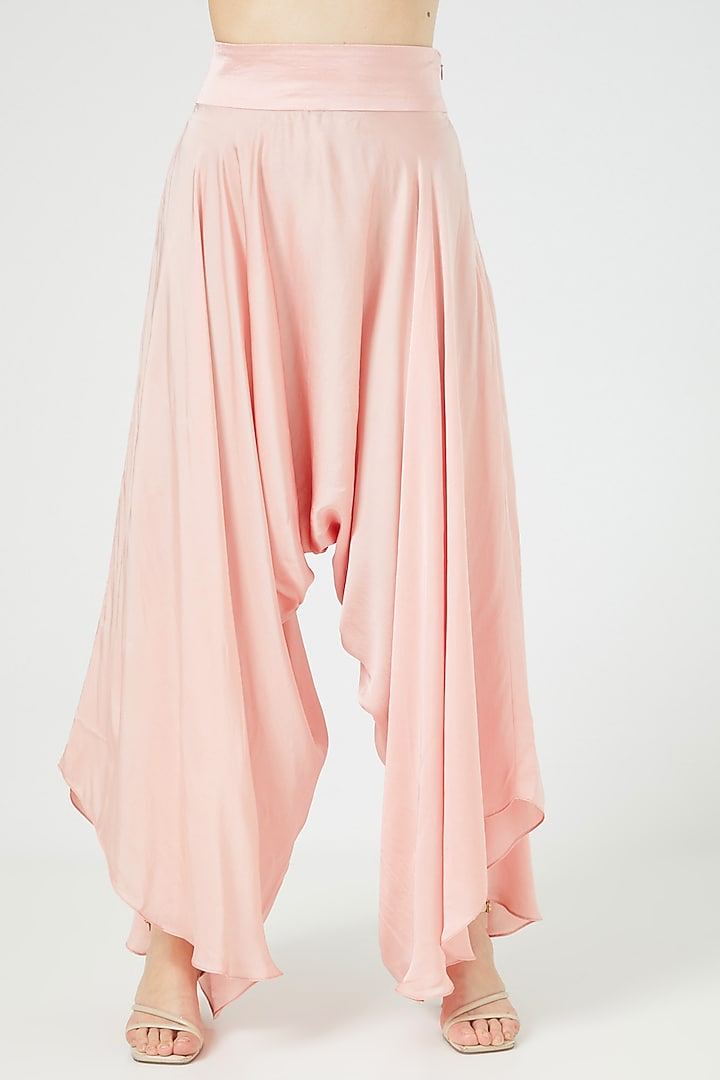Light Pink Embroidered Cape Set by Minaxi Dadoo at Pernia's Pop Up Shop