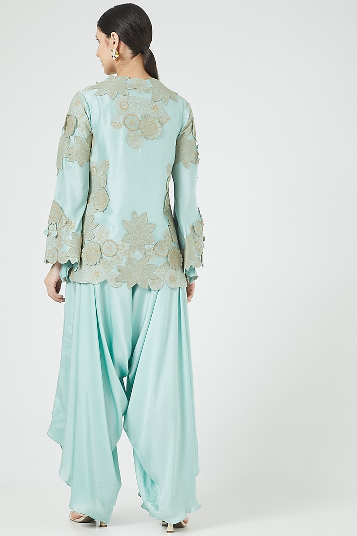 Light Blue Chanderi Embroidered Kurta Set by Minaxi Dadoo at Pernia's Pop Up Shop