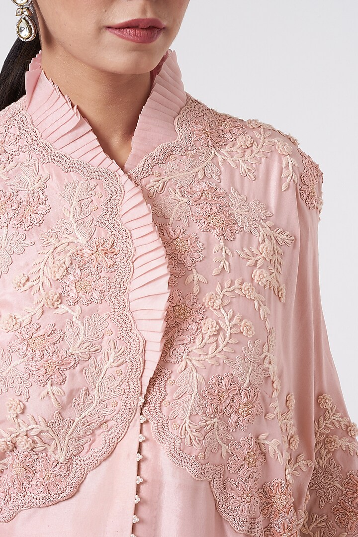 Pink Embroidered Cape Set by Minaxi Dadoo at Pernia's Pop Up Shop