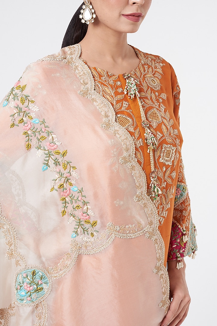 Orange Embroidered Kurta Set by Minaxi Dadoo at Pernia's Pop Up Shop