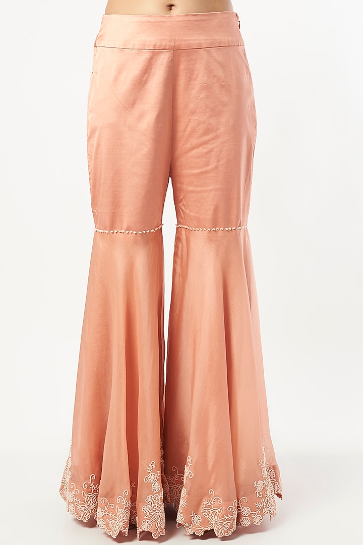 Peach Organza Gharara Set by Minaxi Dadoo at Pernia's Pop Up Shop