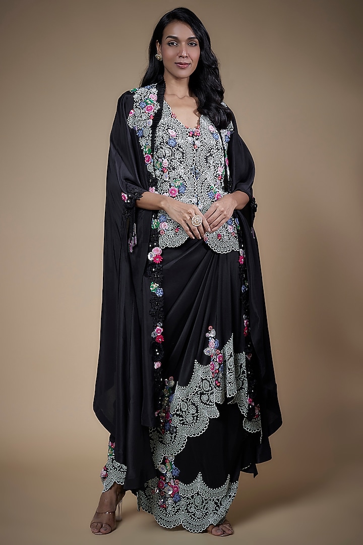 Black Habutai Silk Embroidered Cape Set by Minaxi Dadoo at Pernia's Pop Up Shop