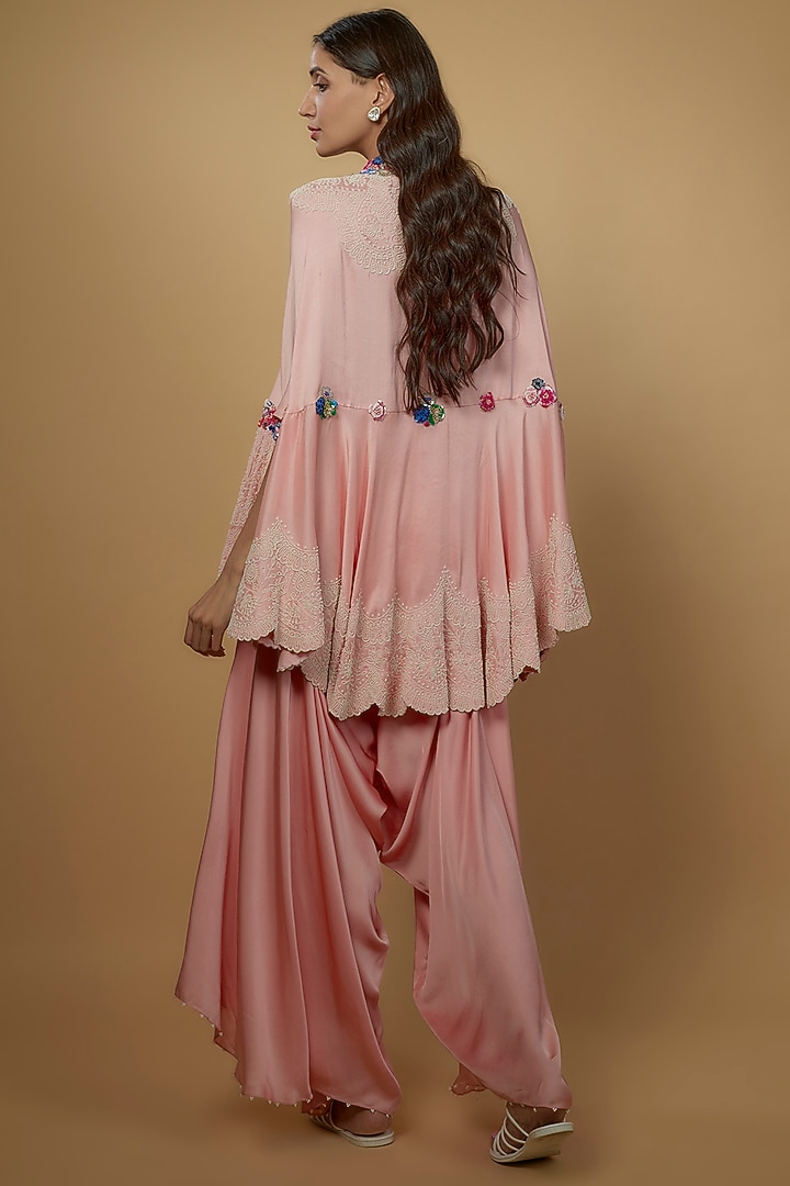 Pink Dupion Embroidered Cape Set by Minaxi Dadoo at Pernia's Pop Up Shop