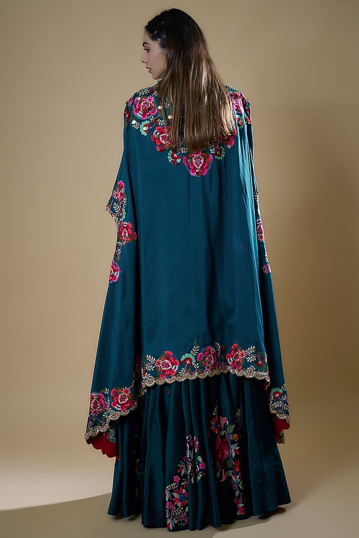 Blue Organza Embroidered Cape Set by Minaxi Dadoo at Pernia's Pop Up Shop