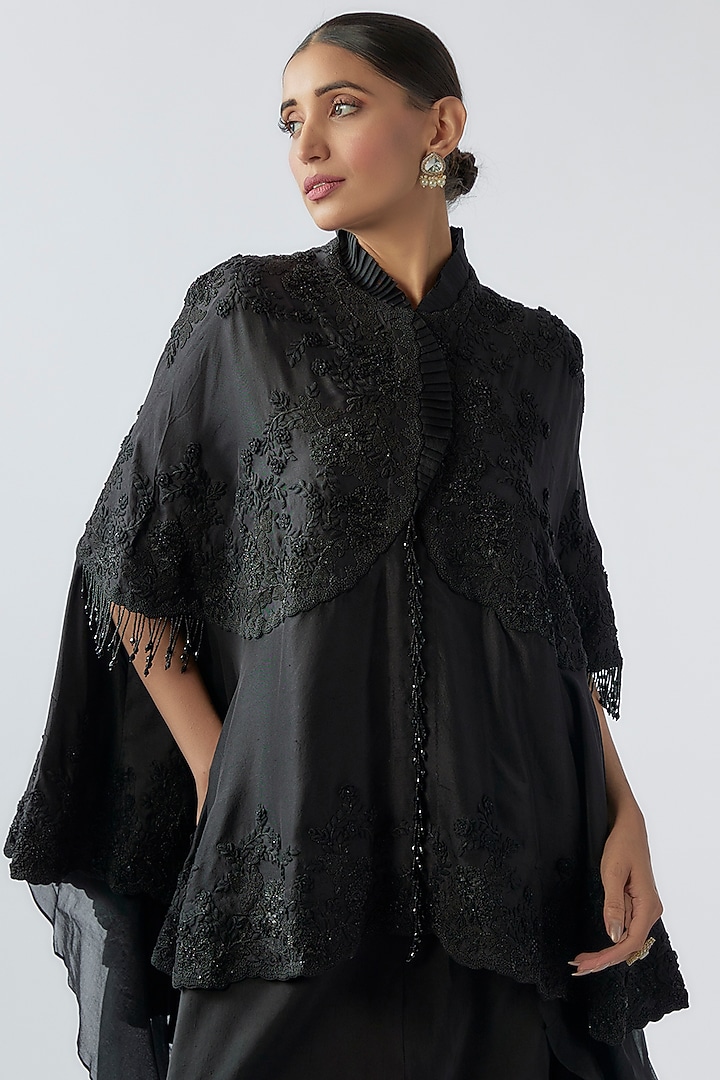 Black Dupion Embroidered Cape Set by Minaxi Dadoo at Pernia's Pop Up Shop