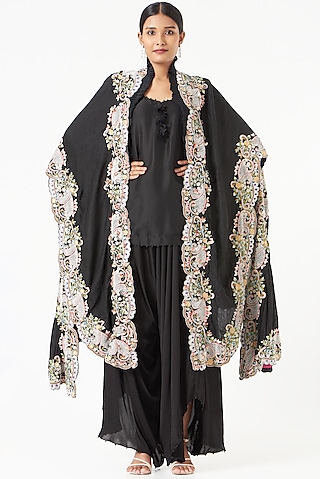 Black Dupion Kurta Set by Minaxi Dadoo