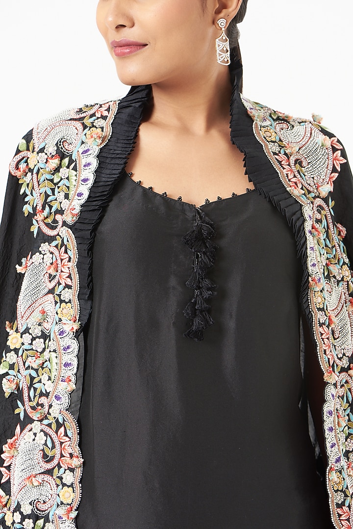 Black Dupion Kurta Set by Minaxi Dadoo at Pernia's Pop Up Shop