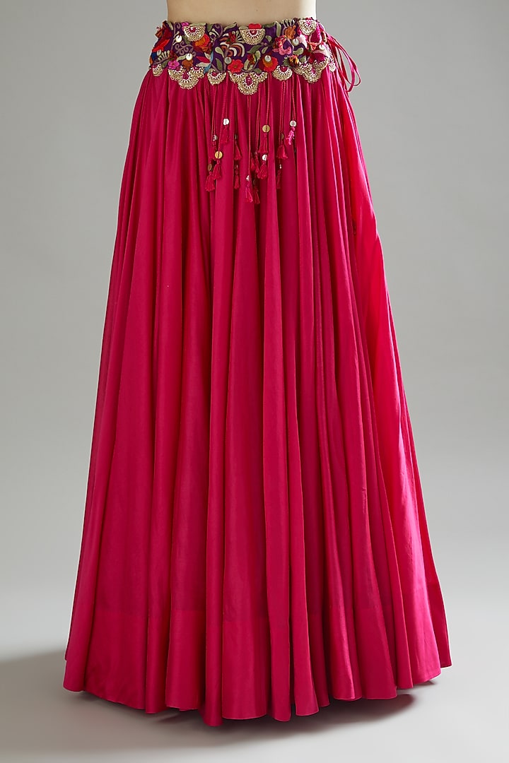 Rani Pink Chanderi Wedding Lehenga Set With Cape by Minaxi Dadoo at Pernia's Pop Up Shop