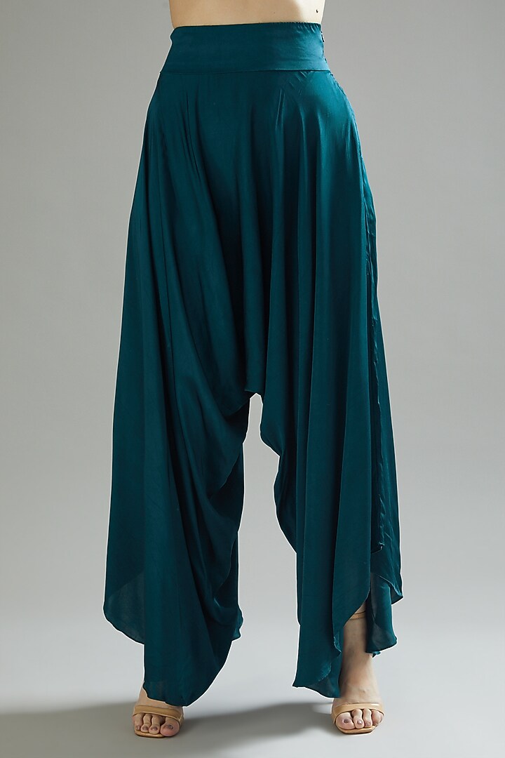 Peacock Blue Organza Cape Set by Minaxi Dadoo at Pernia's Pop Up Shop