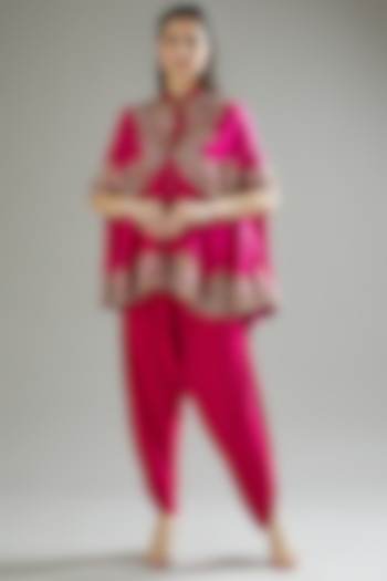 Rani Pink Cape Set In Dupion by Minaxi Dadoo at Pernia's Pop Up Shop