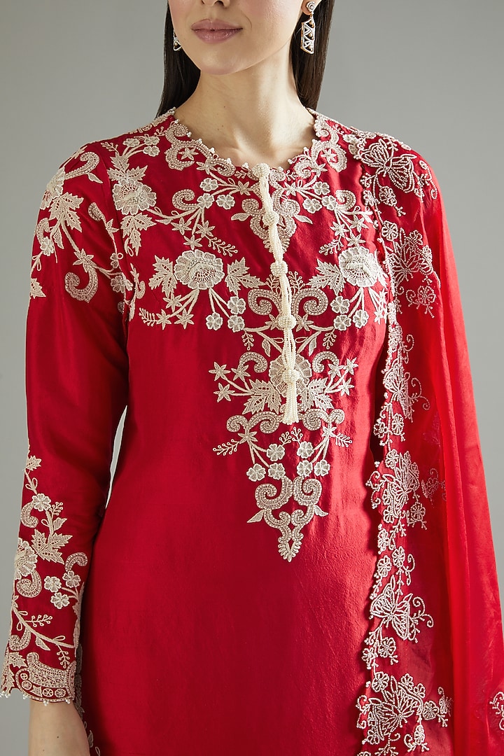 Red Dupion Lace Kurta Set by Minaxi Dadoo at Pernia's Pop Up Shop
