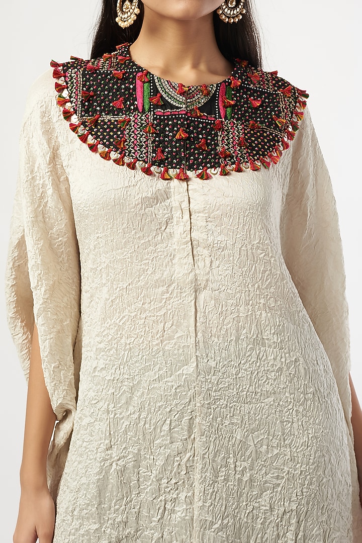 Ivory to Black Crushed Dupion Kaftan Set by Minaxi Dadoo at Pernia's Pop Up Shop